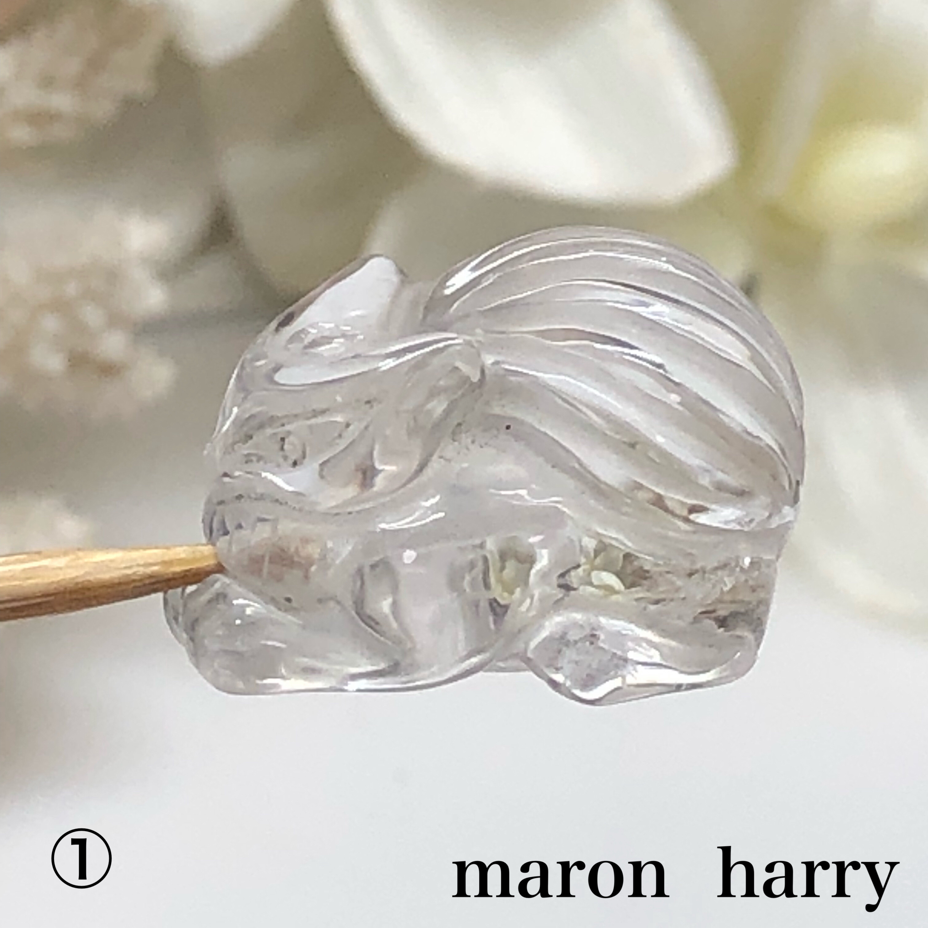 水晶・九尾狐・天然石・貫通穴•*¨*•.¸¸♬ 生地 MARON HARRY 通販 