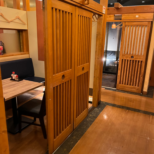 まとめ買いお値引き有り 居酒屋 間仕切り 引き戸 建具 ドア 棚