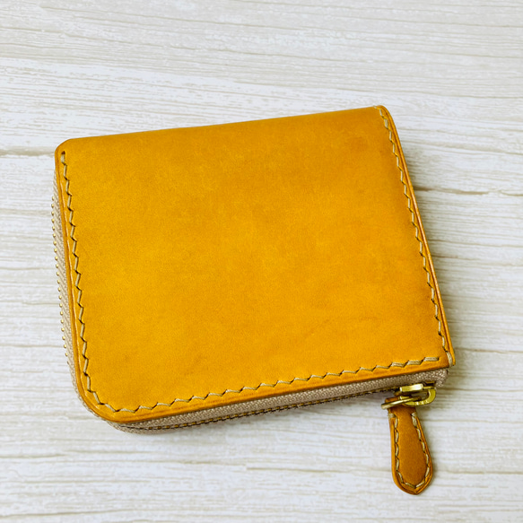 Suicaのペンギン本革L字型ファスナーミニ財布イエロー 3月中旬入荷予定