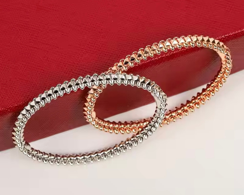 Creema限定 トゲトゲハードスタッズデザインバングル