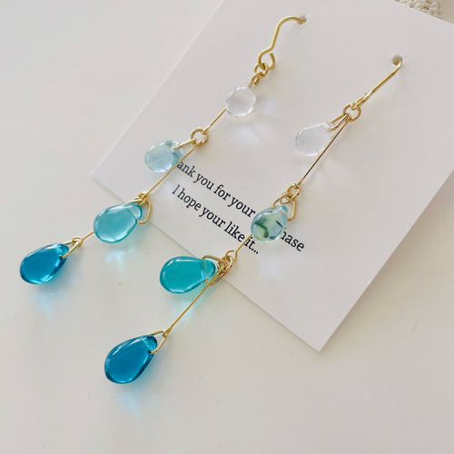 No.199 チェコビーズ 緑のグラデーションピアス ハンドメイド