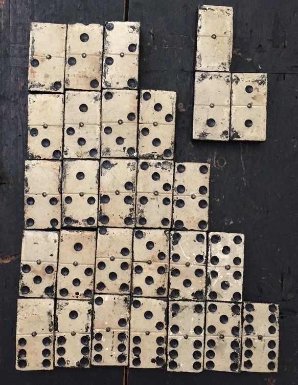 アンティークドミノ　古い木箱入りドミノ　天然木　置物　ゲーム イギリスアンティ　チェス　北欧暮らしの道具 英国王室                                     イギリスで見つけた1930年代ごろのアンテ W1298070612(10010円)