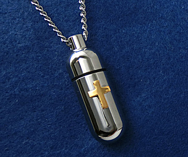 純チタン製:遺骨入れペンダント・ゴールドクロス付 　（内部に硬質ガラス容器付）　　　チタン　日本製
