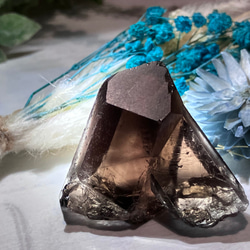 葡萄酒色 レッドスモーキークォーツ ラフストーン 原石 クラスター 煙