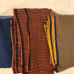 ジャワ島トゥバン ガジ村 手紡ぎ手織り布 茶綿 生地 ASIAN ACCENTS