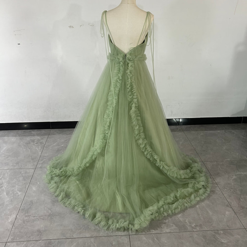 カラードレス グリーン Vネック ラッフルフリル キャミソール 背中見せ  