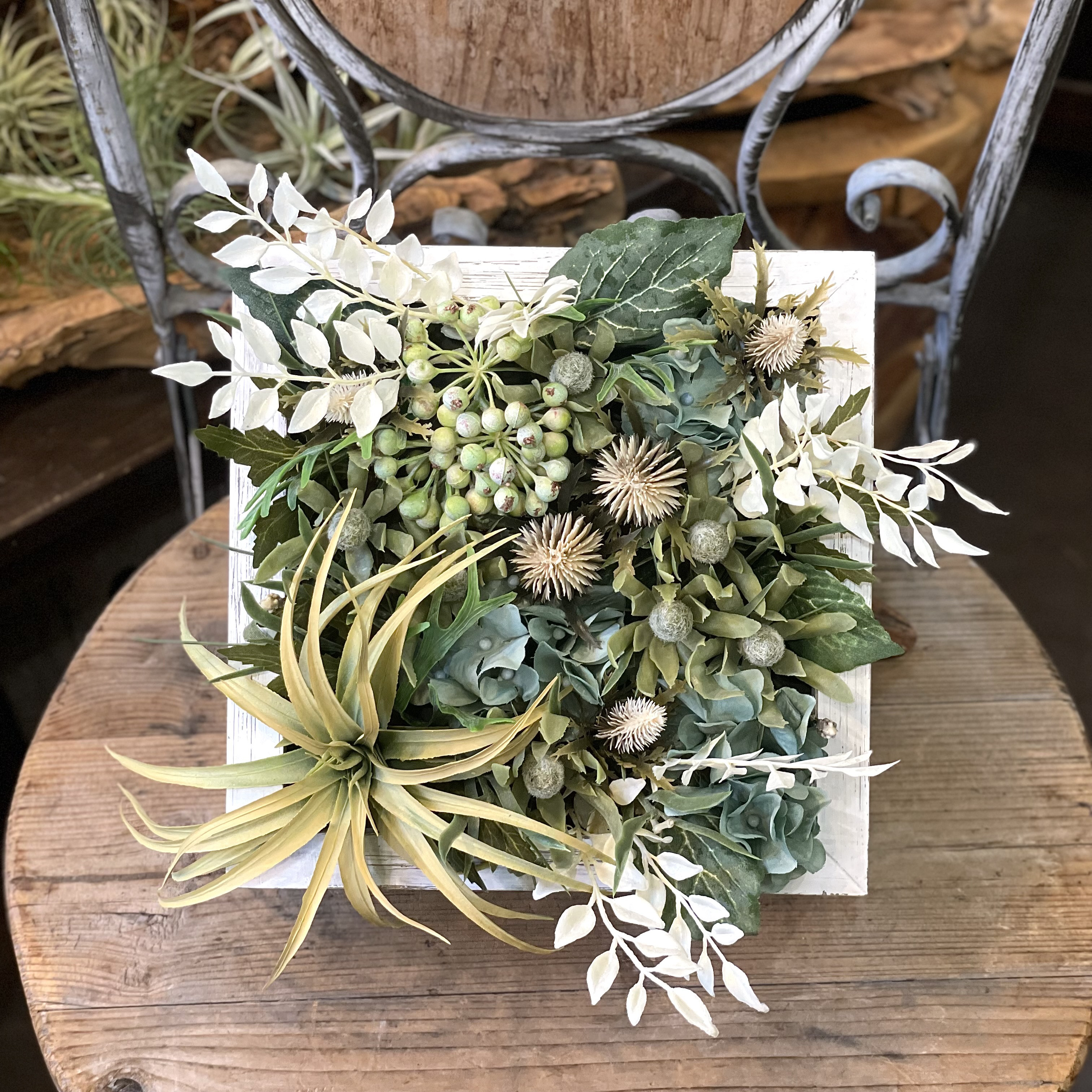 アートフラワー　フレームアレンジ『アンティークグリーン』