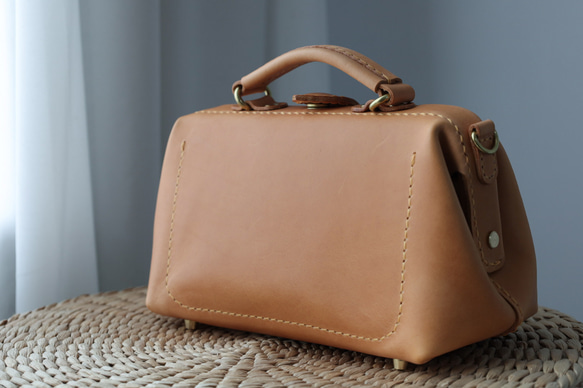 12色展開！大人気！横型がま口バッグ 手作りのレザーショルダーバッグレディース 総手縫い 7枚目の画像