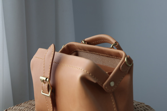 12色展開！大人気！横型がま口バッグ 手作りのレザーショルダーバッグレディース 総手縫い 15枚目の画像