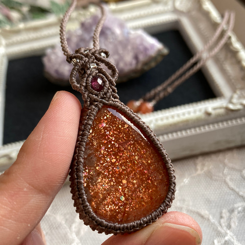 サンストーン マクラメ編みネックレス・マクラメネックレス ネックレス