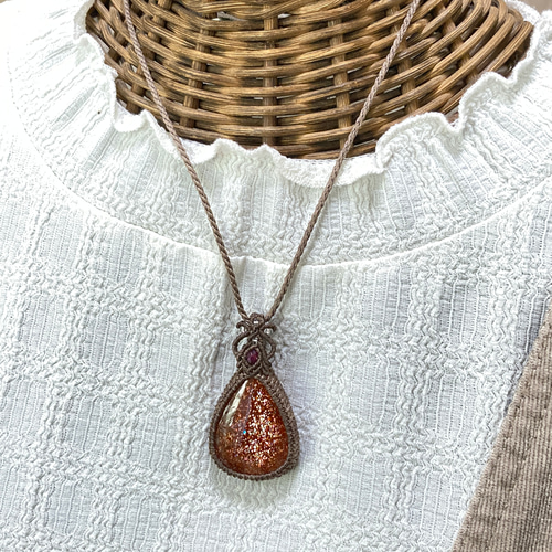 サンストーン マクラメ編みネックレス・マクラメネックレス ネックレス