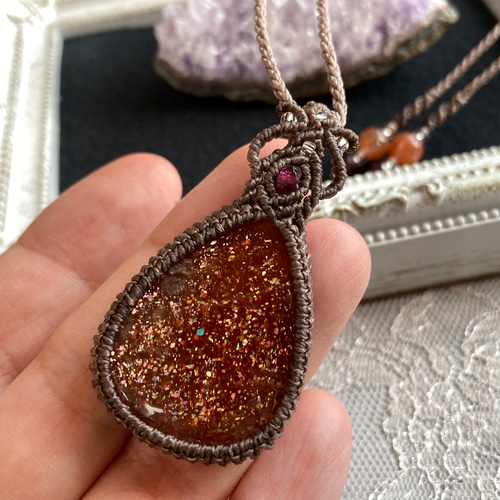 サンストーン マクラメ編みネックレス・マクラメネックレス ネックレス