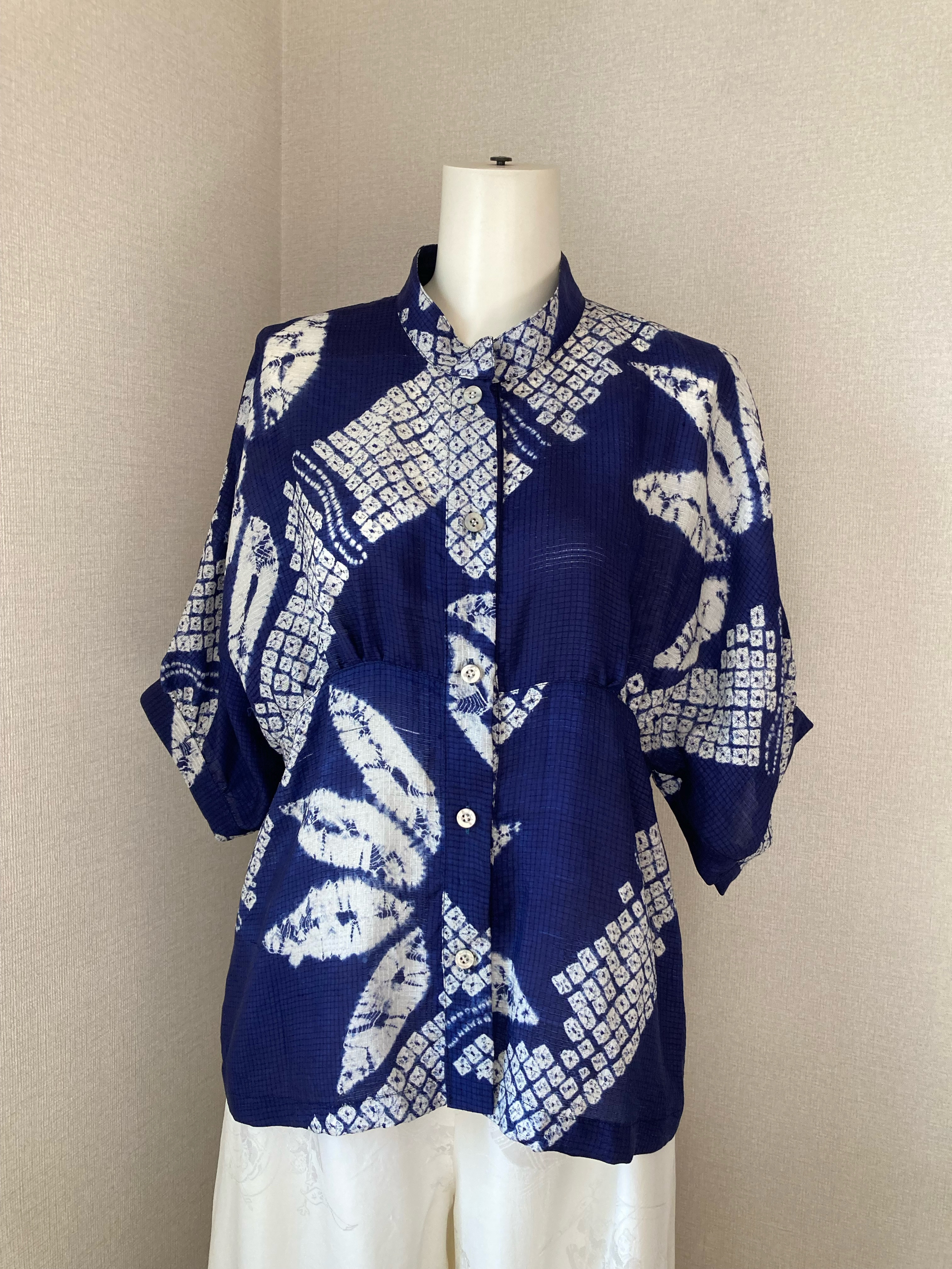 着物リメイク　ブラウス　カーディガン　絹紅梅地　夏物絞り柄　絹　大正モダンレトロ