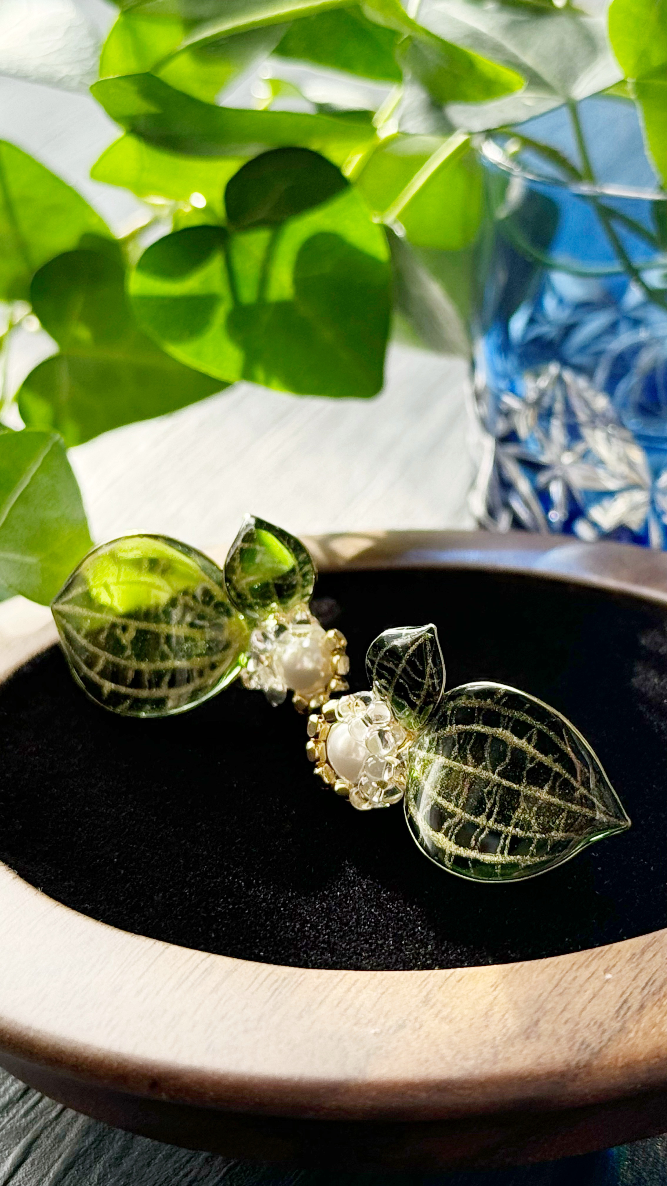 エキゾチカ “angel” - ジュエルオーキッドの耳飾り - 【受注制作】　ピアス イヤリング マコデスペトラ 宝石蘭