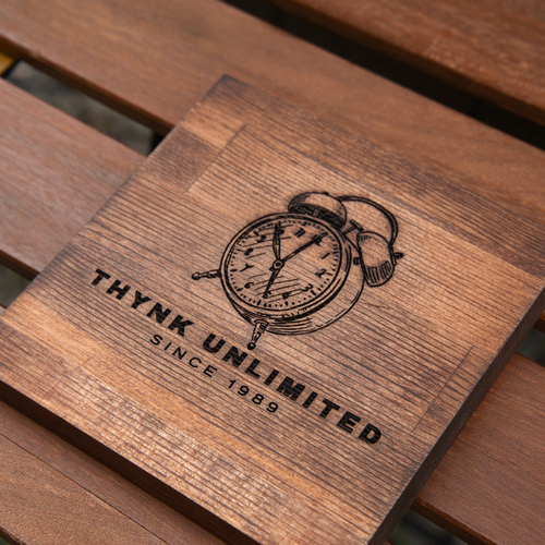 四角 アンティーク調のショップ看板 表札/ロゴ彫刻/レーザー彫刻 表札