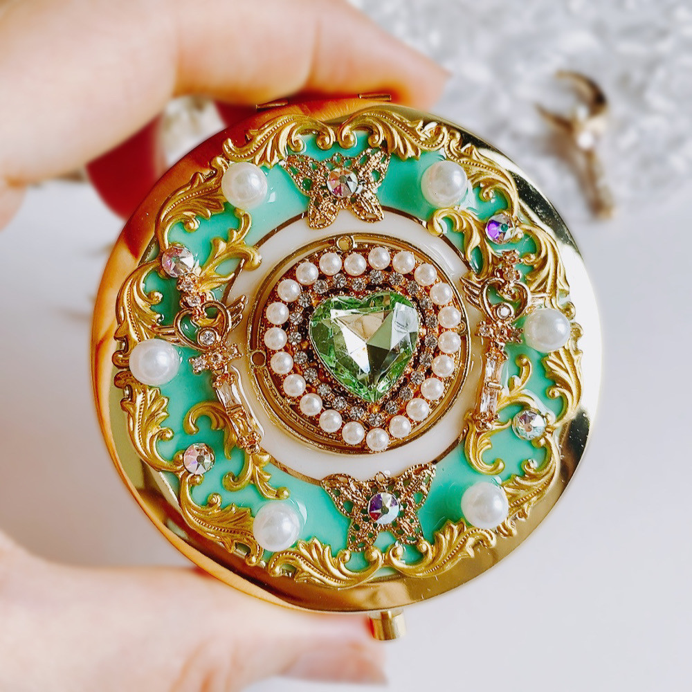 mint green キラキラ魔法のプリンセスコンパクト　両面ミラー