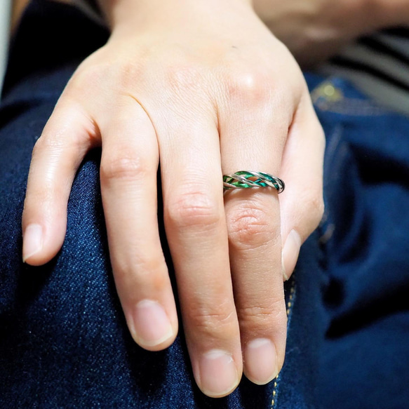 イヤーカフにもなるリング 「巡る」 純チタン製 また