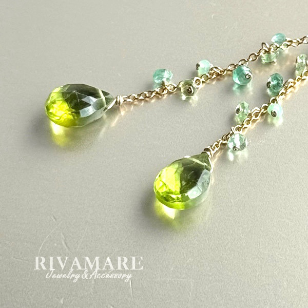 「夏空のオーロラ」ペリドット エメラルド グリーンオニキス グリーンガーネット ロングピアス/イヤリング変更可