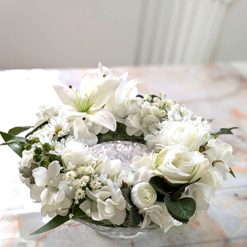 白い百合のリース、ホワイトリリーリース、テーブルフラワー アート