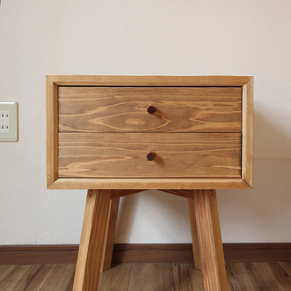 ◎ナイトテーブル◎サイドチェスト◎引き出し収納◎ 