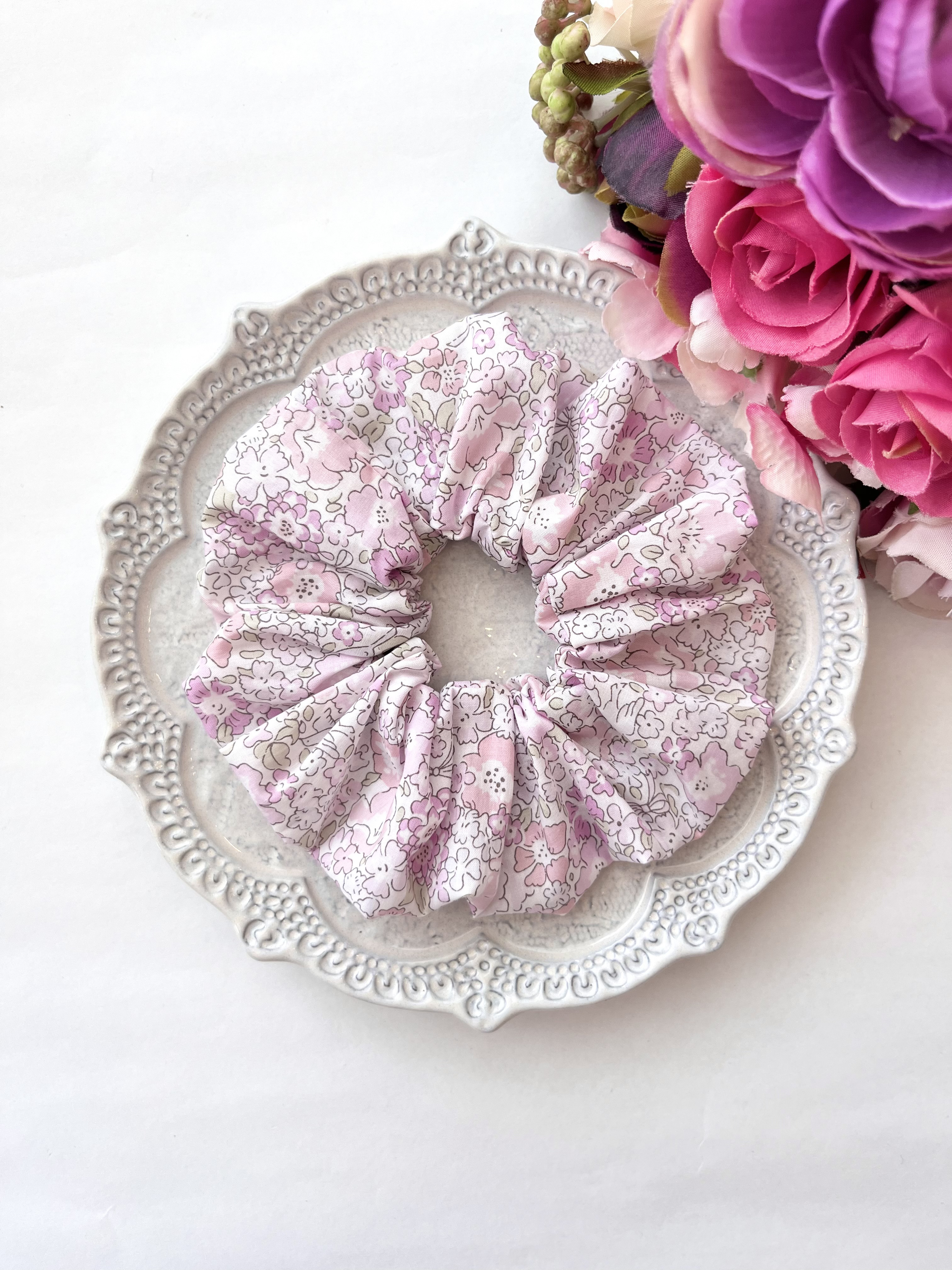 リバティ 生地使用 メイジー シュシュ リバティ 生地使用 メイジー シュシュ 【公式通販】