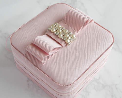 5b69fa4000e1b43b9c7f4d5dc3e19e