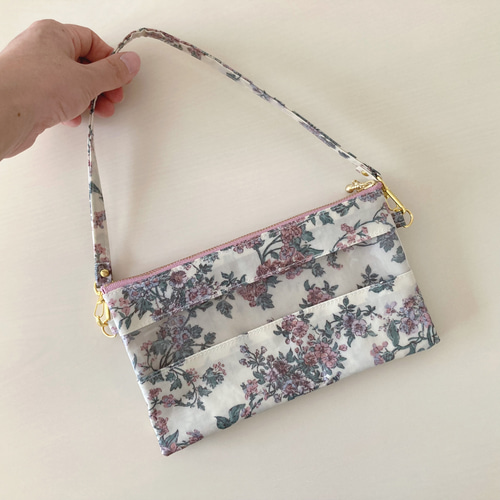 【にゃこ様①】※3点　リバティプリント使用　シンクオブミー紫☆お薬手帳ケース にゃこ様①】※3点 リバティプリント使用 シンクオブミー紫☆お薬