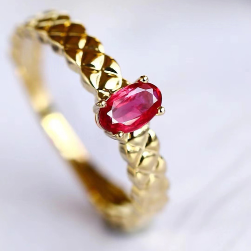 ルビー」K18 天然ルビー リング 純愛 女性 女王 0.6ct 指輪・リング  