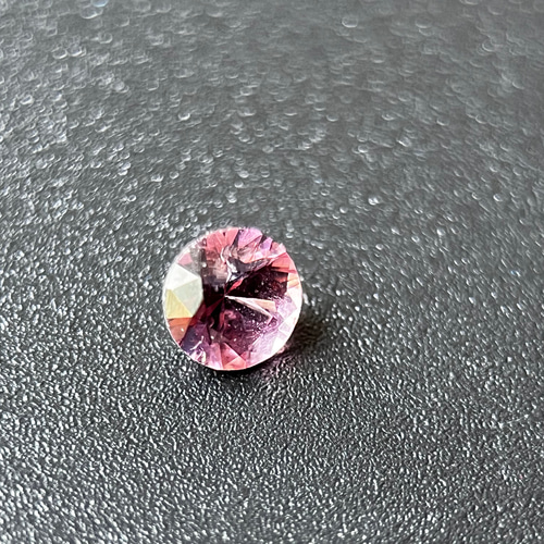 ピンクスピネルルース 3.5mm 宝石,天然石 ジュエリー用 pink