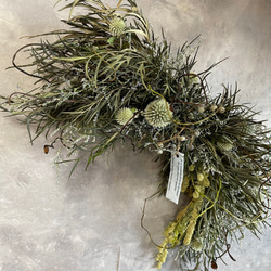 三日月型ドライフラワー壁掛け 3枚目の画像