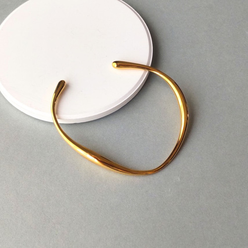 143 ニュアンスカーブバングル ゴールド/シルバー｜金属アレルギー対応