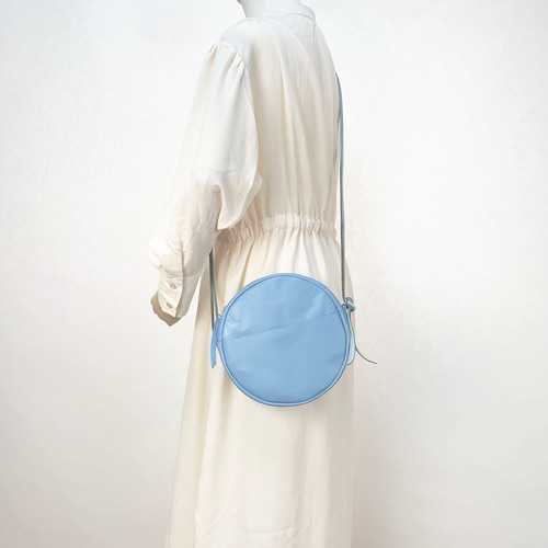 りゃんまる様　ショルダーブルーあり 本革の丸型ショルダー light blue ショルダーバッグ Z-chan