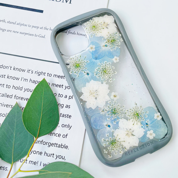 紫陽花iFace風押し花ケース、iPhoneのみ対応、手帳型、iPhone17、iPhone17pro、iPhone16 1枚目の画像