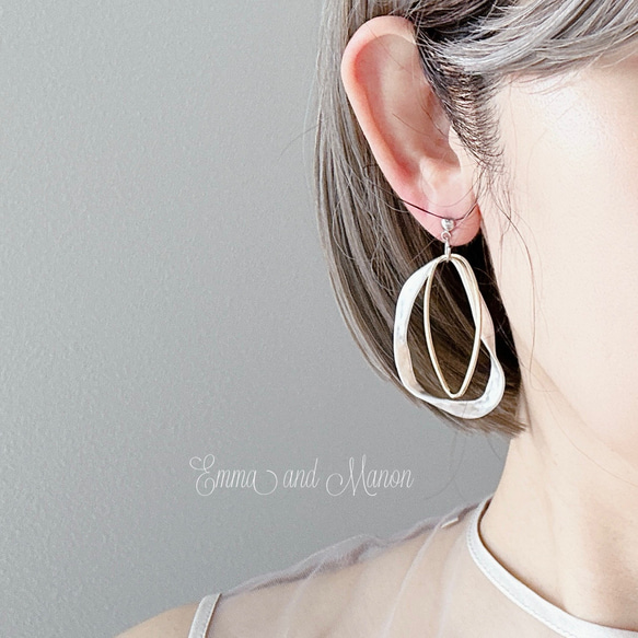 金属アレルギー　チタン　ダブルフープ　大ぶりフープ　コンビピアス　シルバー　ピアス イヤリング　大ぶり　シルバー 1枚目の画像