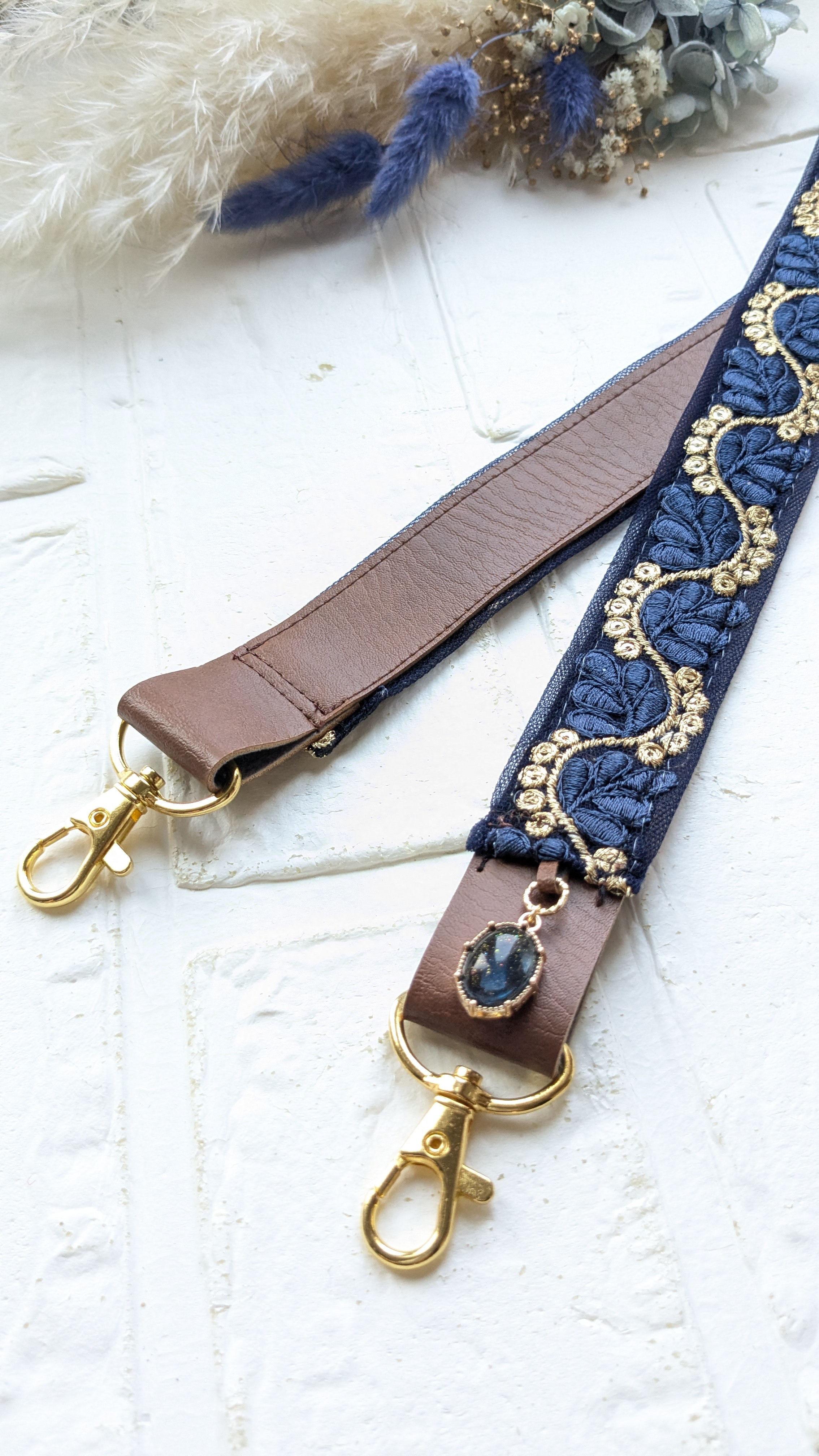new✧1点物インド刺繍リボン✤スマホショルダーストラップ
