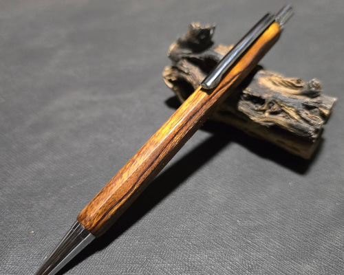 58fe49bb91e20a1218a18d9c5b2083