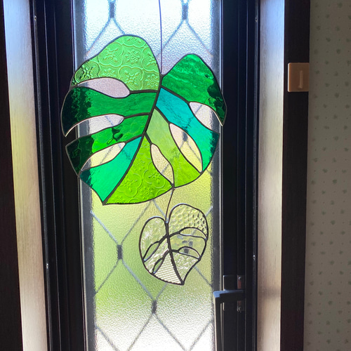 モンステラ♢サンキャッチャー♢ステンドグラス(グリーン