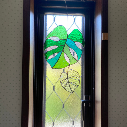 モンステラ♢サンキャッチャー♢ステンドグラス(グリーン・クリアー