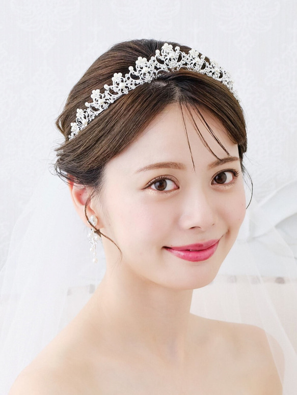 T52 結婚式　ジルコニア　挙式　ウェディング　ビジュー　プリンセス　王冠　ダイヤモンド風　大きめティアラ 2枚目の画像