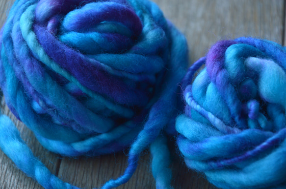 手染め糸 ウールスラブ 水色ピンク nijiyarn 毛糸 nijiyarn 通販