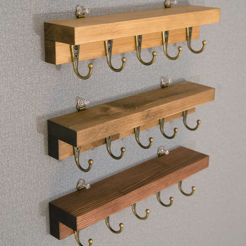 壁付けキーフック 棚あり5連フック /両面テープ、ピン、磁石で取り付け