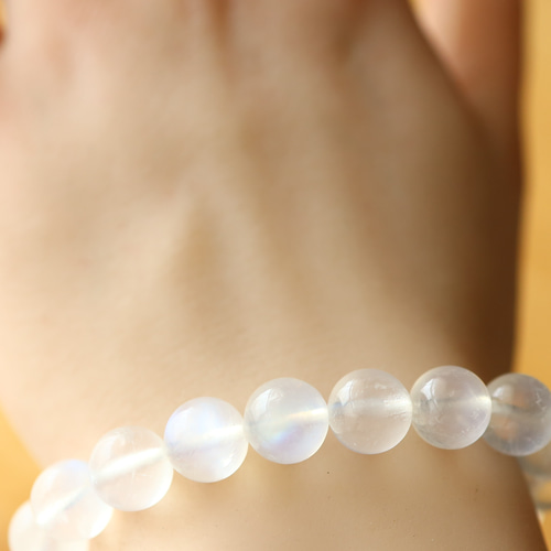 ☆プレミアムブレス☆ロイヤルブルームーンストーン：10ミリ☆天然石