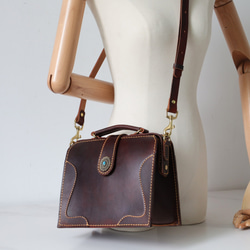 ★限量2件！ ★大容量扁平扣環包，手工皮革單肩包，兩用 第17張的照片