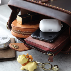 ★限量2件！ ★大容量扁平扣環包，手工皮革單肩包，兩用 第13張的照片