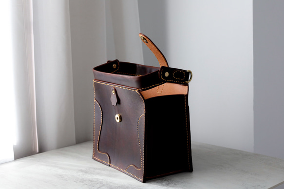 ★限量2件！ ★大容量扁平扣環包，手工皮革單肩包，兩用 第10張的照片