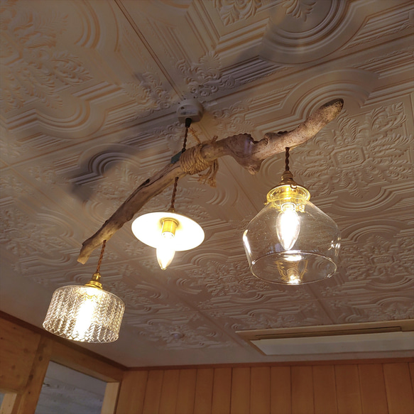 流木のおしゃれなペンダントライト｜リビングやダイニングライトに｜6畳から8畳向き3灯｜ランプシェード変更可(703) ガラス