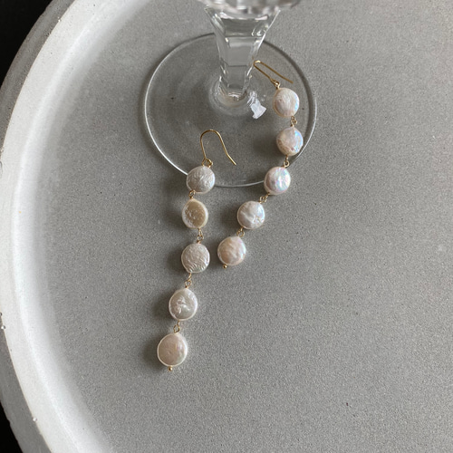 一点もの✨】贅沢コインパールのロングピアス/イヤリング ピアス  