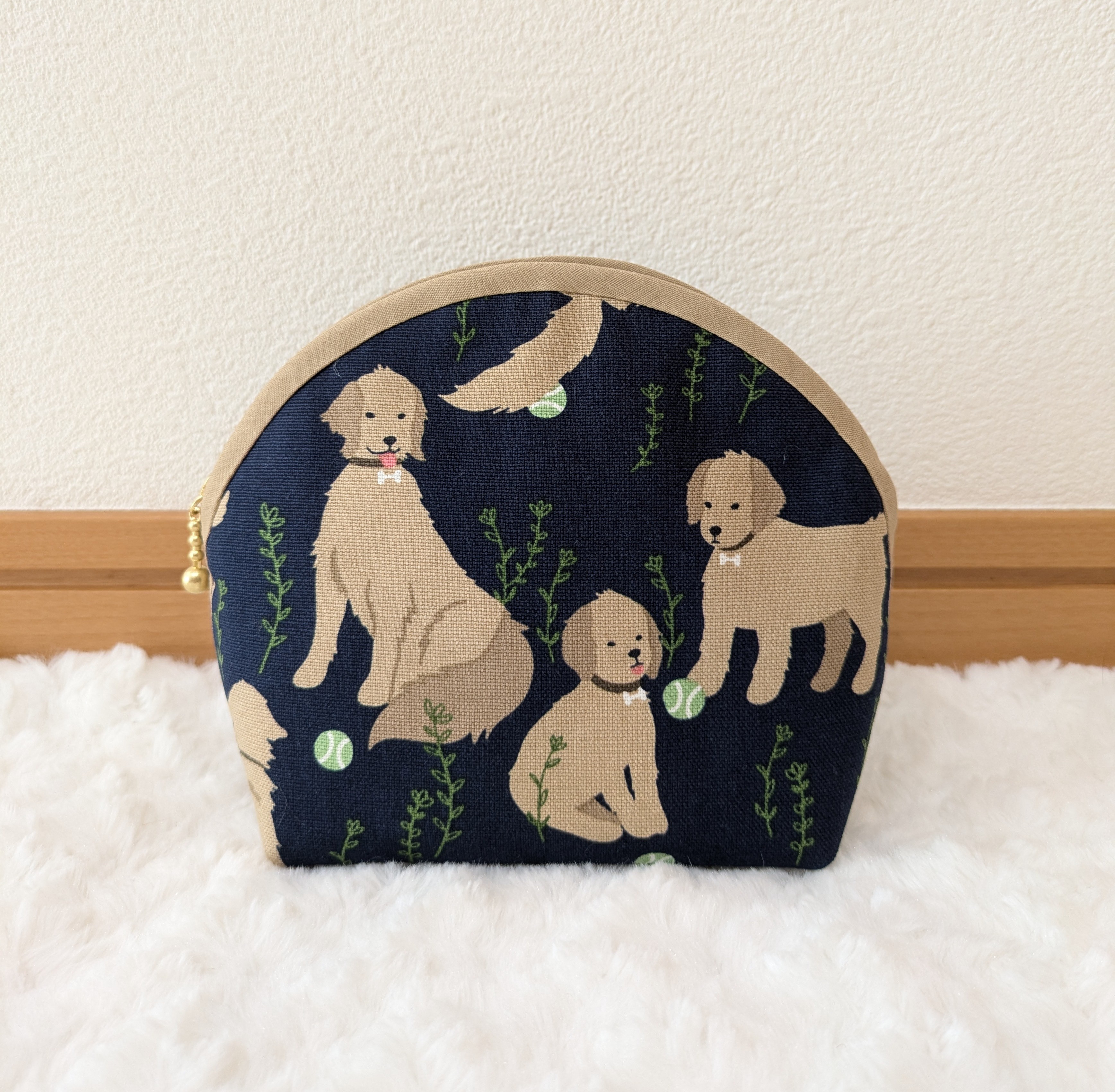 ゴールデンレトリバー　20cmファスナーポーチ　マチあり