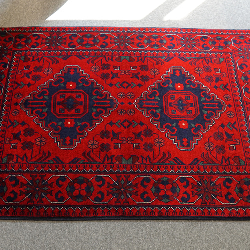 121×83cm【アフガニスタン手織り絨毯 カールモハメディ 121×83cm【アフガニスタン手織り絨毯 カールモハメディ