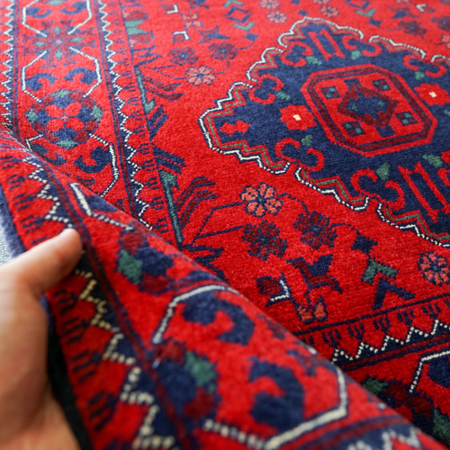 121×83cm【アフガニスタン手織り絨毯 カールモハメディ 121×83cm【アフガニスタン手織り絨毯 カールモハメディ